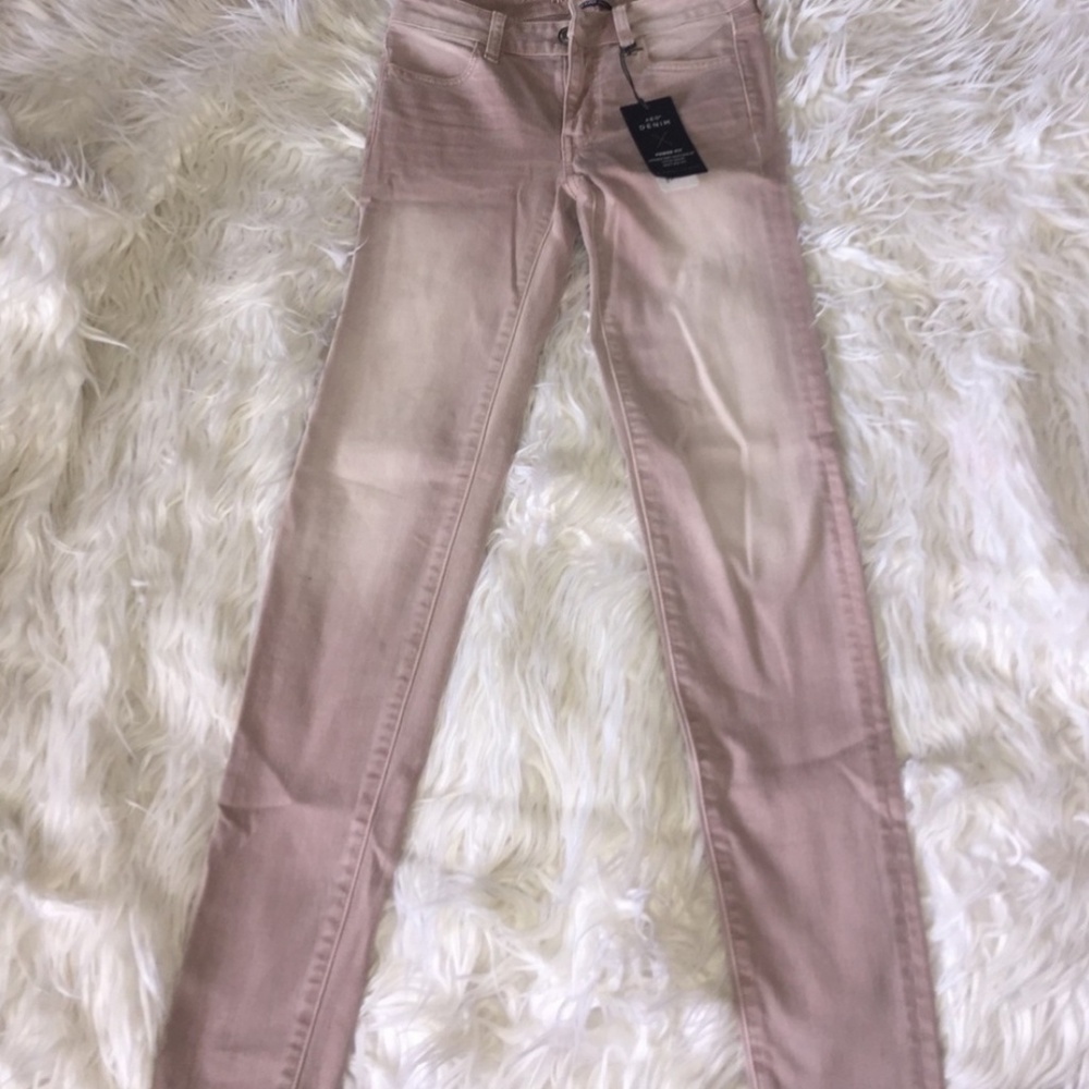 AE Pink Jegging